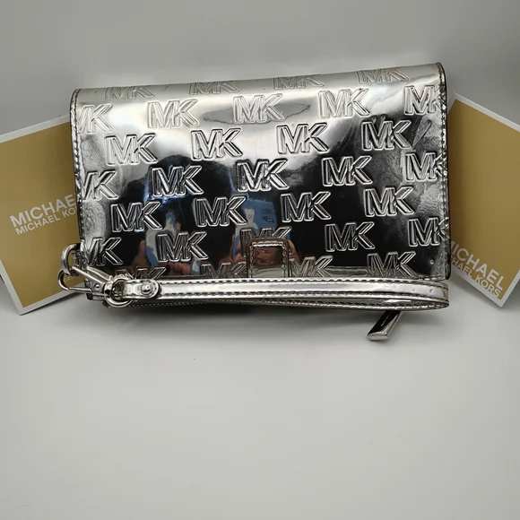 Michael Kors Metallic Silver Wristlet Double Wallet With Box - Picture 4 of 12